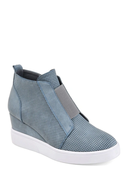 Journee Collection Journee Clara Wedge Sneaker In Blue