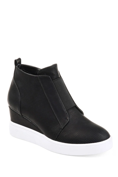 Journee Collection Journee Clara Wedge Sneaker In Black