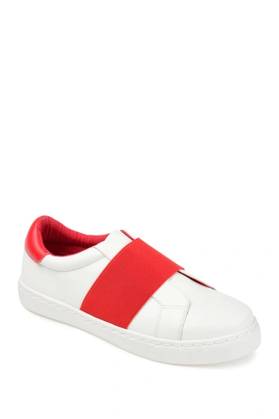 Journee Collection Billie Sneaker In Red