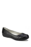 White Mountain Footwear Clara Ballet Flat In Black/burnished/smoo