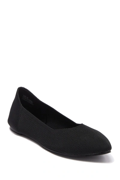 Mia Delano Womens Slip On Dressy Pointed Toe Flats In Black