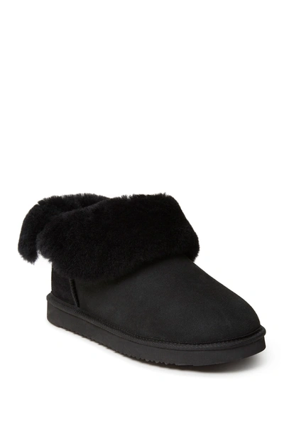 Fireside By Dearfoams Perth Genuine Shearling Foldover Bootie In Black