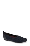 Munro Iriana Flat In Navy Stret