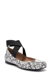 Jessica Simpson 'mandalaye' Leather Flat In White/ Black Faux Leather
