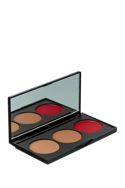 Glamour Status 3-color Blush & Cheek Palette