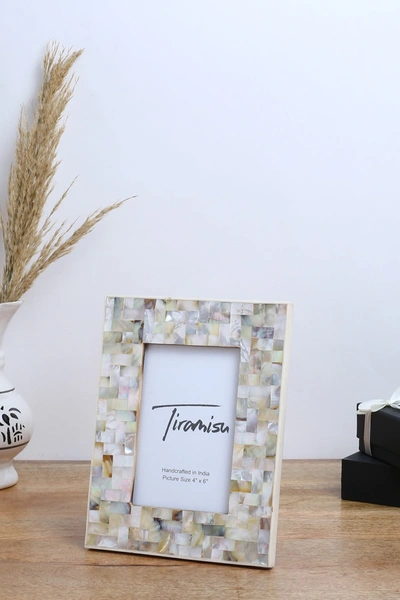 Tiramisu Mother-of-pearl Picture Frame In Yellow