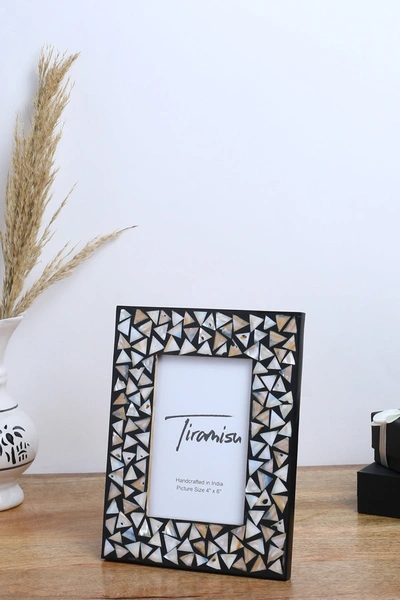 Tiramisu Mother-of-pearl Picture Frame In Black