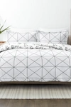 Ienjoy Home Home Collection Premium Ultra Soft Edgy Flowers Pattern 3-piece Reversible Duvet Cover Set In Gray
