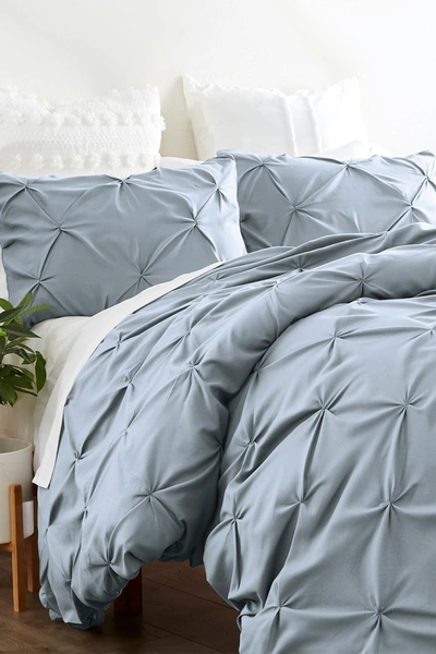 Ienjoy Home Home Spun Home Collection Premium Ultra Soft 2-piece Pinch Pleat Duvet Cover Set In Light Blue