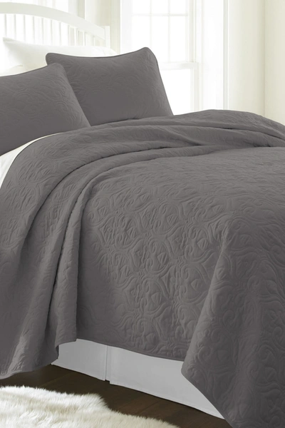 Ienjoy Home Home Spun Premium Ultra Soft Damask Pattern Quilted King Coverlet Set In Gray