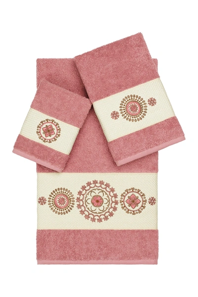Linum Home Isabelle 3-piece Embellished Towel Set In Tea Rose