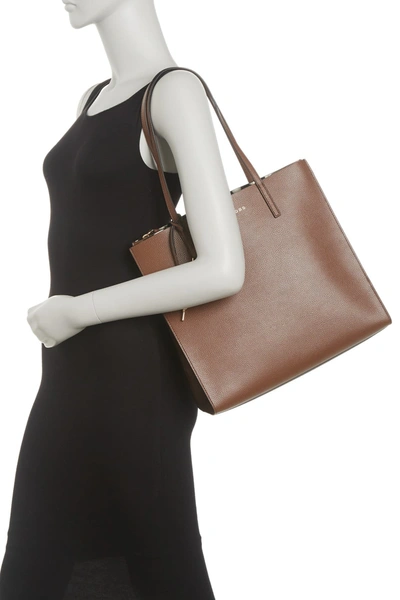 Marc Jacobs The Grind Tote In Brown Bear