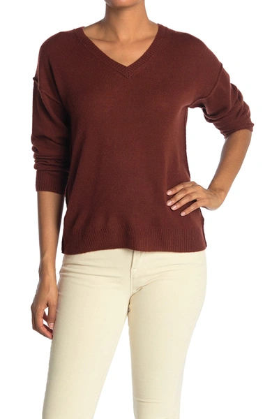 525 America Lightweight Cashmere V-neck Sweater In Red Clay