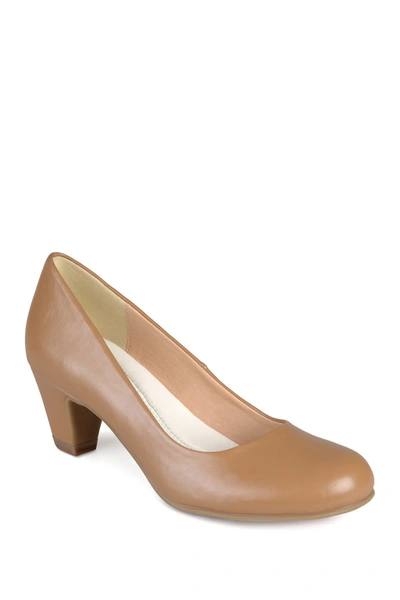 Journee Collection Luu Pump In Brown