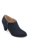 Journee Collection Sanzi Womens Faux Suede Block Heel Booties In Navy