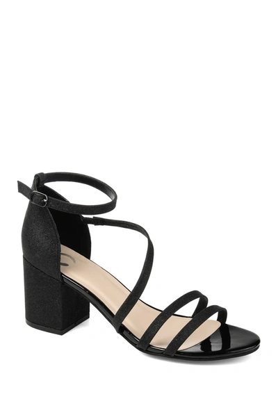 Journee Collection Wide Width Bella Sandal In Black