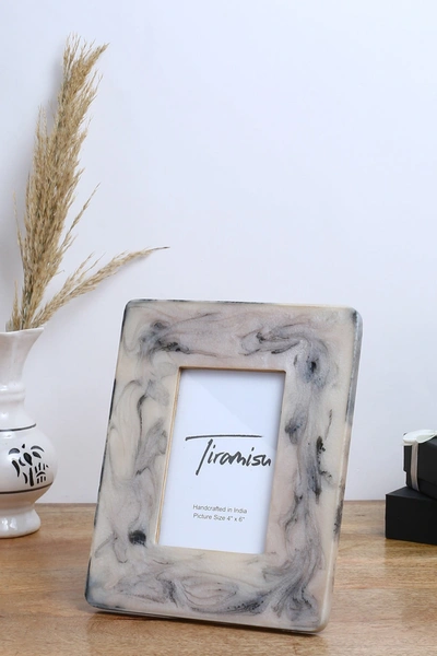 Tiramisu Marble Resin Picture Frame In White