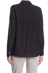 Vince Textured Double Pocket Blouse In Coastal