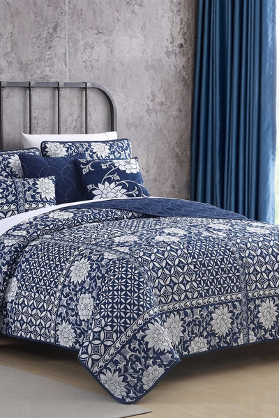 Modern Threads King Zion Reversible Quilt Set