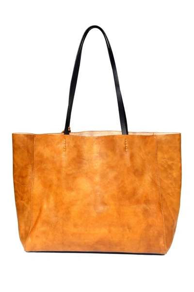 Old Trend Outwest Leather Tote In Chestnut