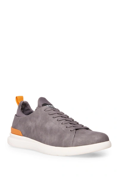 Madden Baxxim Sneaker In Grey Nubk