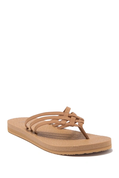 Sanuk Yoga Sandy Flip Flop In Tobr