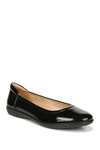 Naturalizer Flexy Womens Round Toe Ballet Flats In Black Patent
