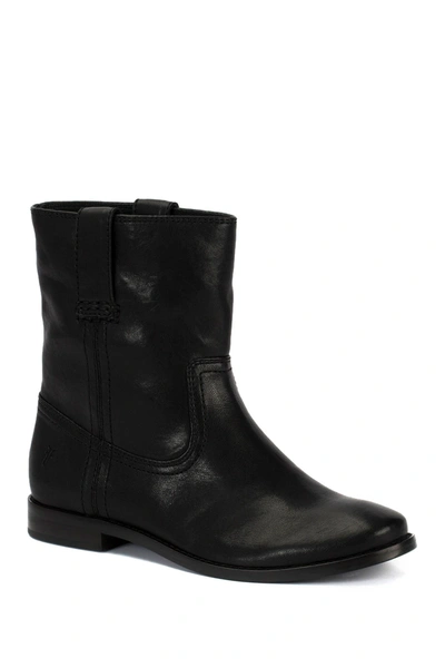 Frye Anna Leather Short Boot In Black