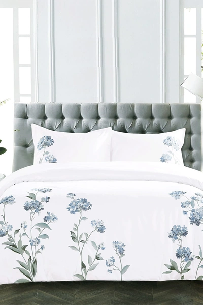 Melange King Hydrangea Embroidered Duvet Set In White