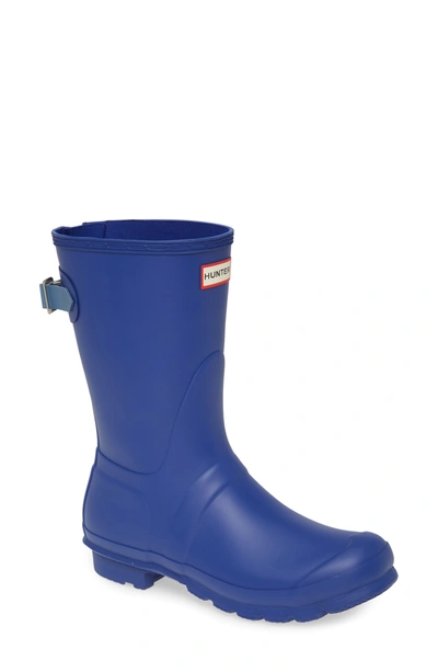 Hunter Original Short Back Adjustable Waterproof Rain Boot In Ctlbluglwv