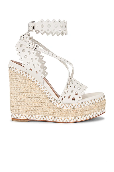 Alaïa Vienne 120 Calfskin Espadrille Wedges In Blanc