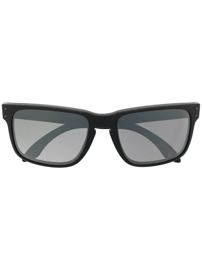 Oakley Square-frame Logo-embellished Sunglasses In Schwarz