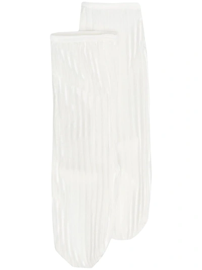 Simone Wild Ribbed Velvet Socks In White