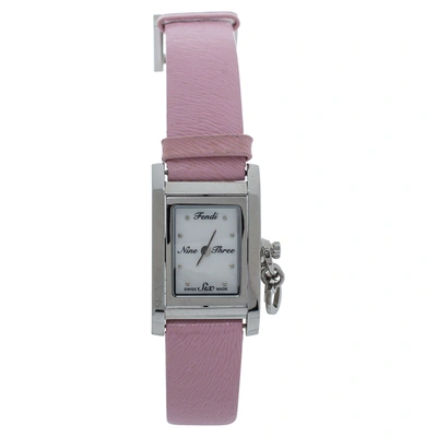Pre-owned Fendi Mother Of Pearl Leather Stainless Steel 7100l Women's Wristwatch 21 Mm In Silver