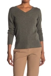 Quinn Solid V-neck Cashmere Sweater In Olive