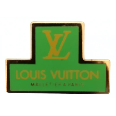 Pre-owned Louis Vuitton Green Metal Pins & Brooches