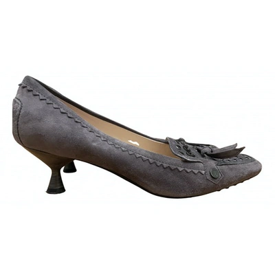 Pre-owned Tod's Flats In Grey