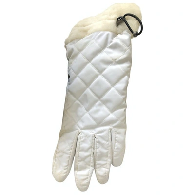 Pre-owned Ugg Faux Fur Gloves In White