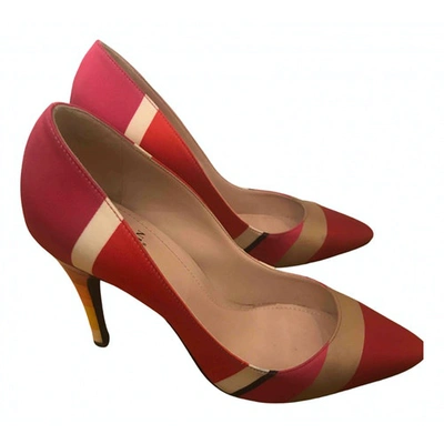 Pre-owned Lanvin Cloth Heels In Red