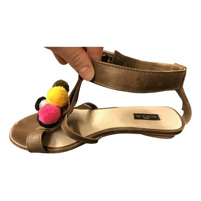 Pre-owned Etro Leather Sandals In Camel
