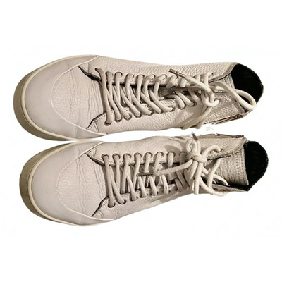Pre-owned Mcq By Alexander Mcqueen Leather Trainers In White