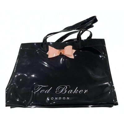 Pre-owned Ted Baker Patent Leather Handbag In Black