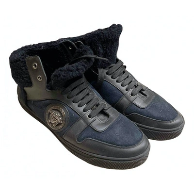 Pre-owned Versace High Trainers In Blue
