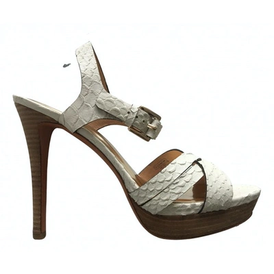 Pre-owned Coach Leather Sandals In White