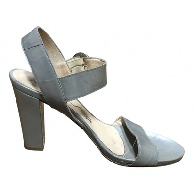 Pre-owned Unisa Leather Sandals In Grey