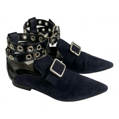Pre-owned Robert Clergerie Flats In Navy