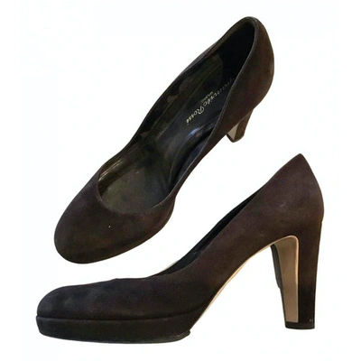 Pre-owned Gianvito Rossi Heels In Brown