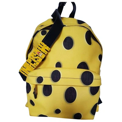 Pre-owned Moschino Cloth Bag In Yellow