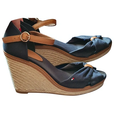 Pre-owned Tommy Hilfiger Cloth Sandal In Blue