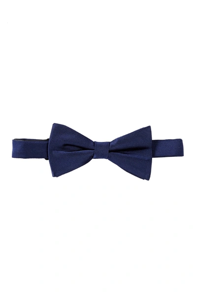 Nordstrom Rack Silk Dover Solid Pre-tied  Bow Tie In Navy